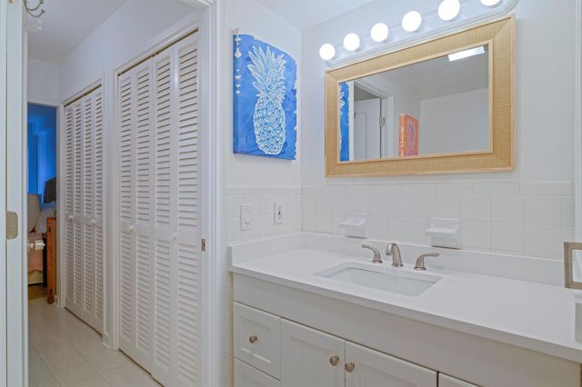 170 N Ocean Boulevard 511, Palm Beach, FL 33480