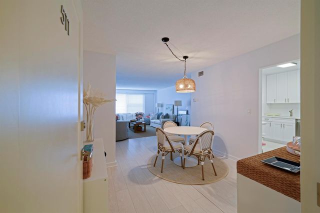 170 N Ocean Boulevard 511, Palm Beach, FL 33480