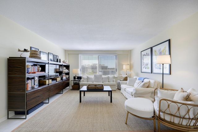 170 N Ocean Boulevard 511, Palm Beach, FL 33480