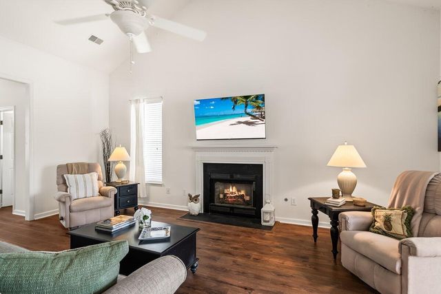 1864 Palmetto Isle Drive, Mount Pleasant, SC 29466