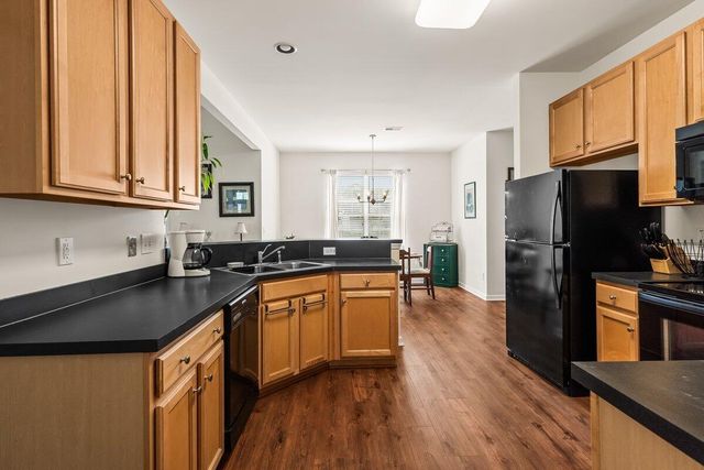 1864 Palmetto Isle Drive, Mount Pleasant, SC 29466