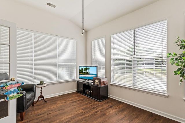 1864 Palmetto Isle Drive, Mount Pleasant, SC 29466