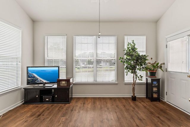 1864 Palmetto Isle Drive, Mount Pleasant, SC 29466