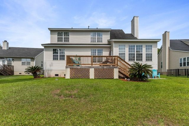 1864 Palmetto Isle Drive, Mount Pleasant, SC 29466