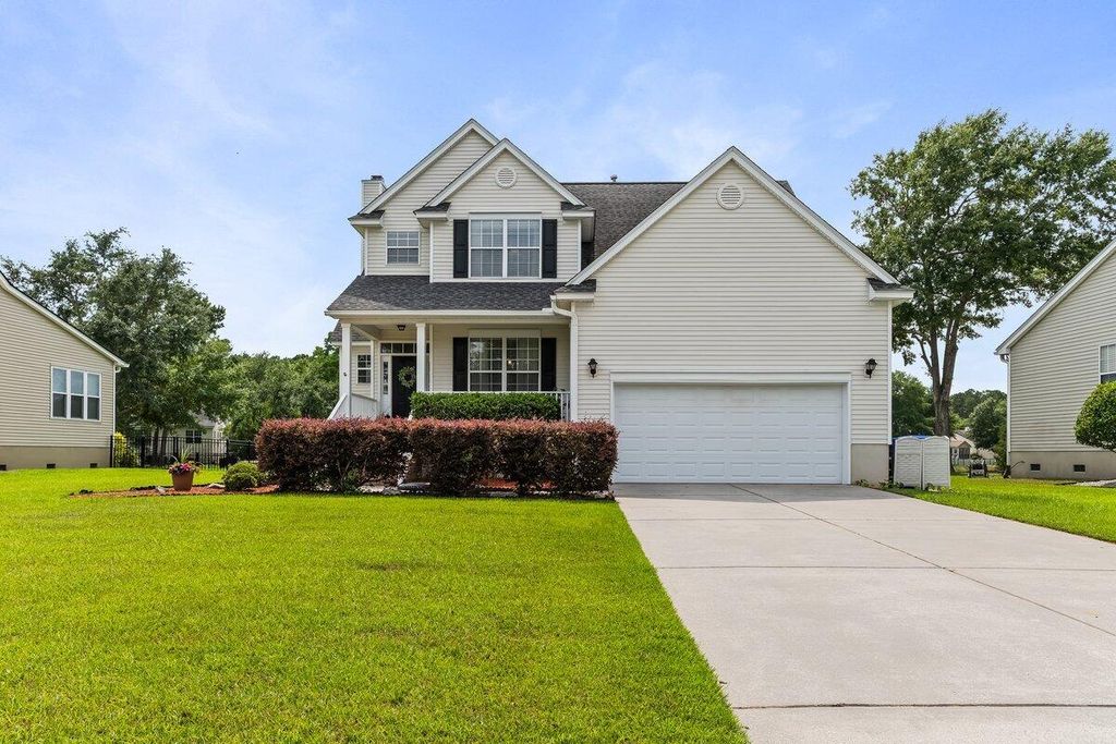 1864 Palmetto Isle Drive, Mount Pleasant, SC 29466