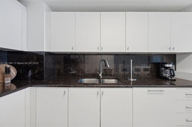 6899 Collins Ave 702, Miami Beach, FL 33141