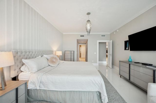 6899 Collins Ave 702, Miami Beach, FL 33141