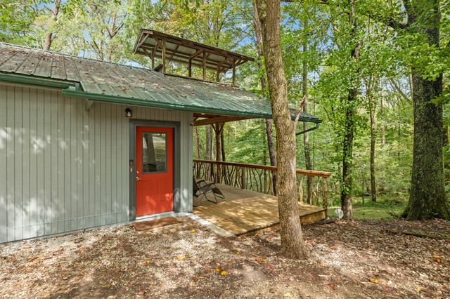 2543 S Bunker Hill Rd, Sparta, TN 38583