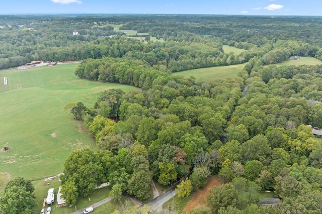 2543 S Bunker Hill Rd, Sparta, TN 38583