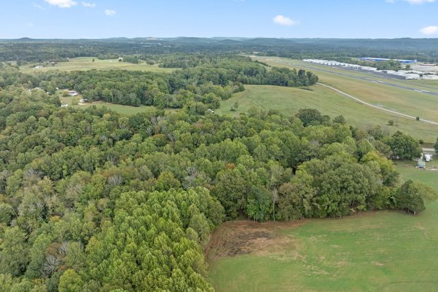 2543 S Bunker Hill Rd, Sparta, TN 38583