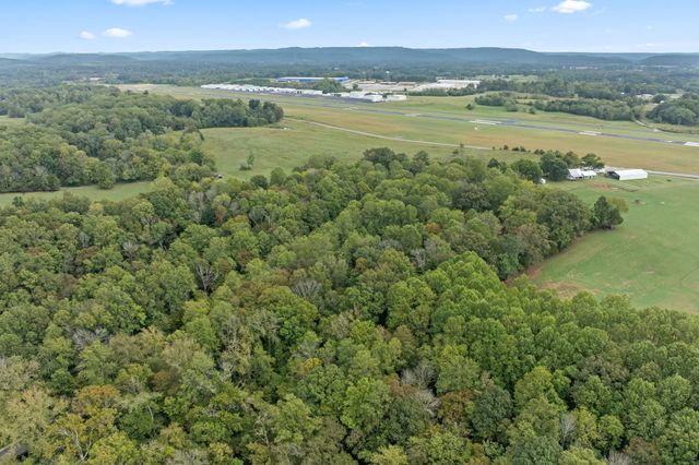 2543 S Bunker Hill Rd, Sparta, TN 38583