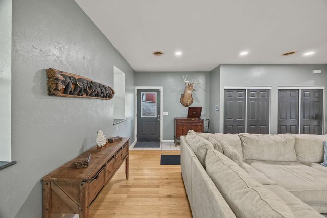 2543 S Bunker Hill Rd, Sparta, TN 38583