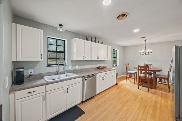 2543 S Bunker Hill Rd, Sparta, TN 38583