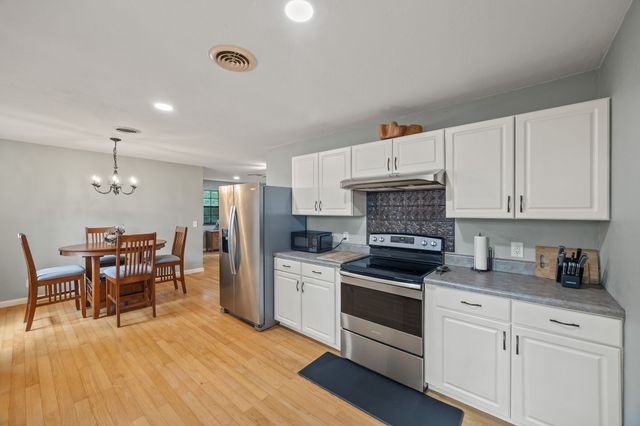 2543 S Bunker Hill Rd, Sparta, TN 38583