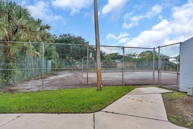 7166 Southgate Blvd 7166, Tamarac, FL 33321