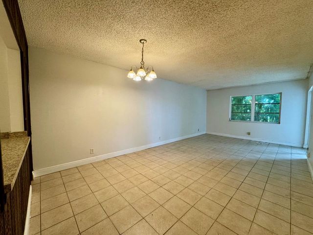 6505 Winfield Boulevard B-45, Margate, FL 33063