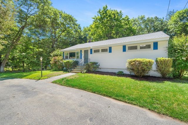 75 Proctor Road, Chelmsford, MA 01824