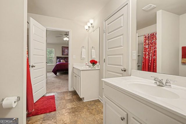 503 Starmist Court, Loganville, GA 30052