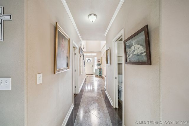 709 W 40th Street S, Sand Springs, OK 74063