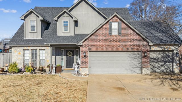 709 W 40th Street S, Sand Springs, OK 74063