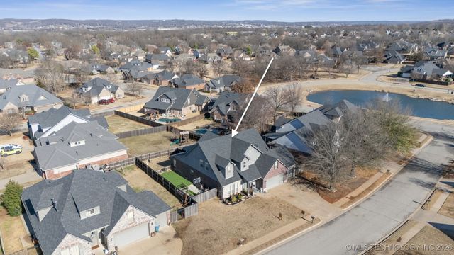 709 W 40th Street S, Sand Springs, OK 74063