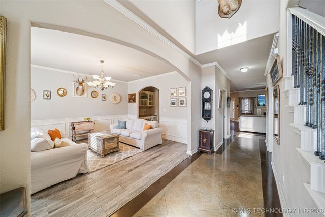 709 W 40th Street S, Sand Springs, OK 74063