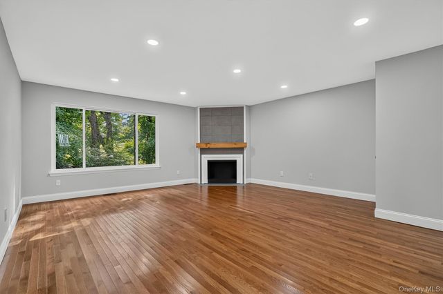 13 Timber Ridge, Mount Kisco, NY 10549