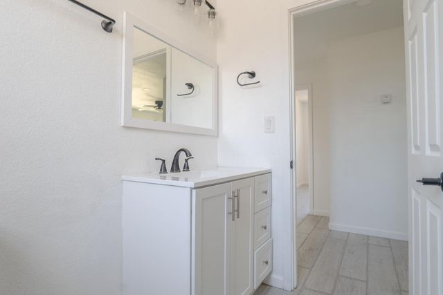 2417 Louise Ave, Ceres, CA 95307