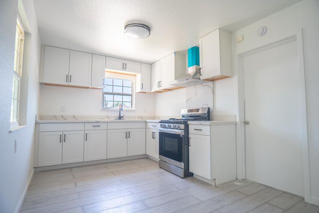 2417 Louise Ave, Ceres, CA 95307