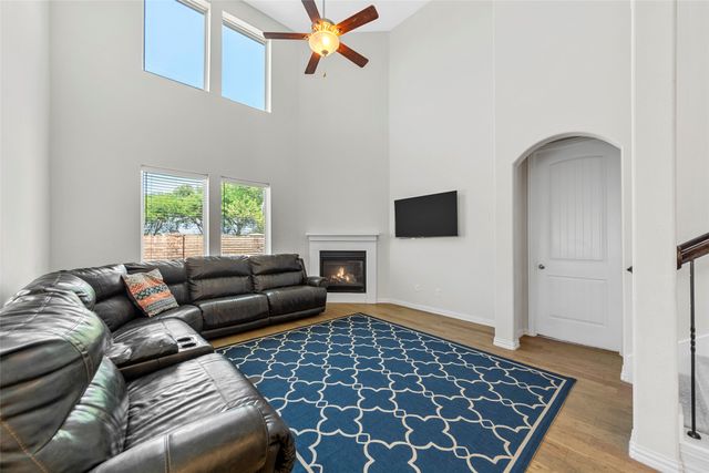 2629 Grouse Hollow Way, Midlothian, TX 76065