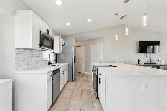 12123 MALLORCA AVENUE, North Port, FL 34287