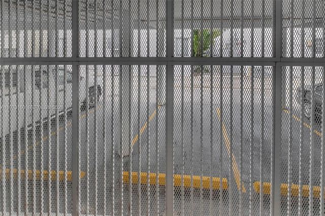 350 Collins Ave 306, Miami Beach, FL 33139