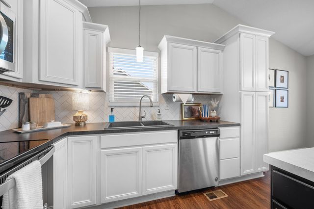 1625 N Thoroughbred St, Wichita, KS 67235