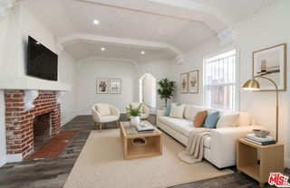520 W 82Nd Street 520- A, Los Angeles, CA 90044