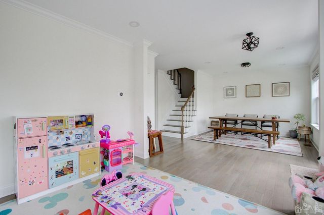 23 Dalton Place, Edison, NJ 08817