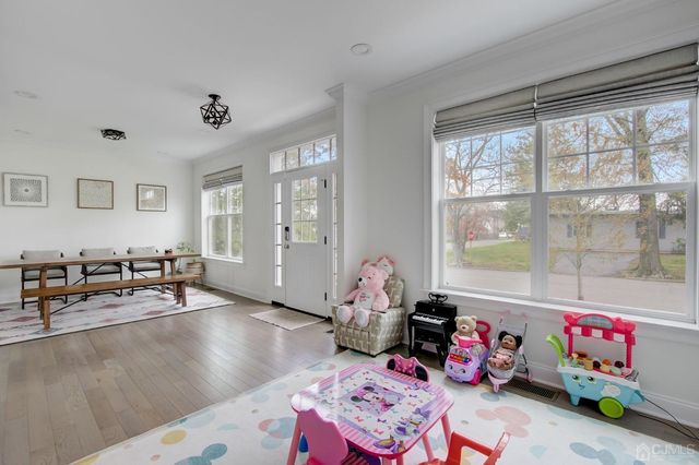 23 Dalton Place, Edison, NJ 08817