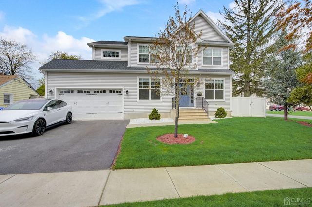 23 Dalton Place, Edison, NJ 08817