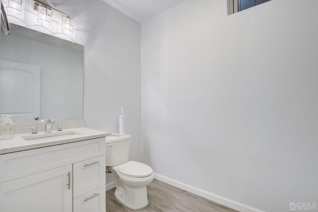 23 Dalton Place, Edison, NJ 08817