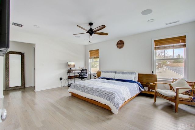 23 Dalton Place, Edison, NJ 08817