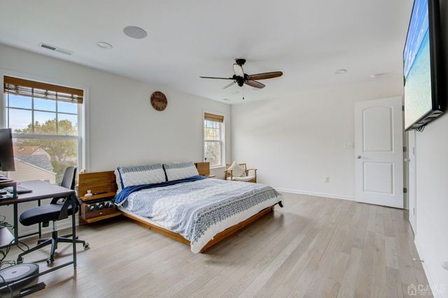 23 Dalton Place, Edison, NJ 08817
