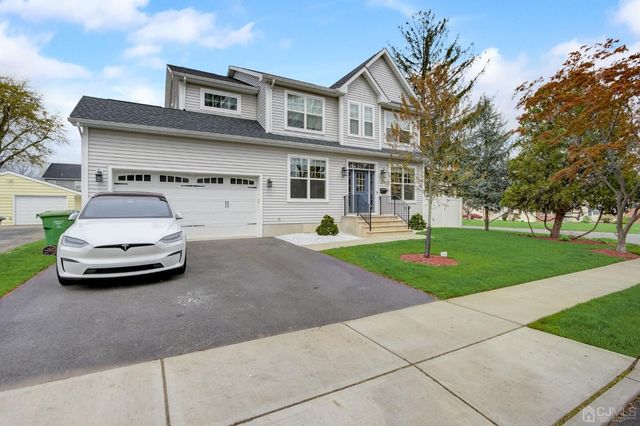 23 Dalton Place, Edison, NJ 08817
