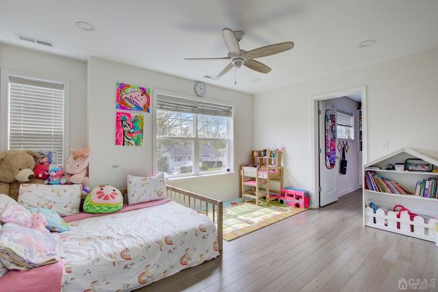 23 Dalton Place, Edison, NJ 08817