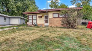 13 Saint Celeste Drive, Florissant, MO 63031