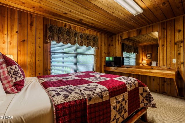 3476 Bear Mountain Lane, Sevierville, TN 37876