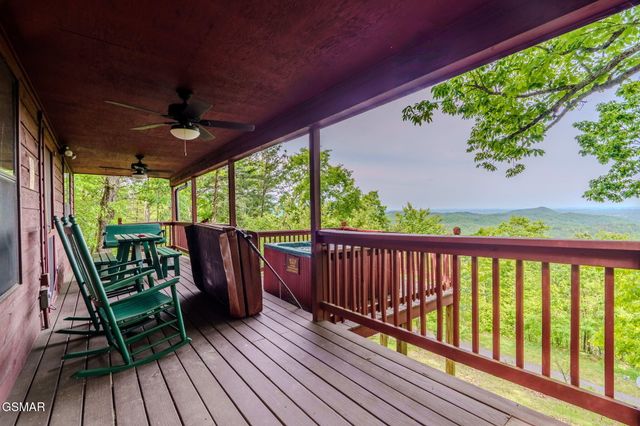 3476 Bear Mountain Lane, Sevierville, TN 37876