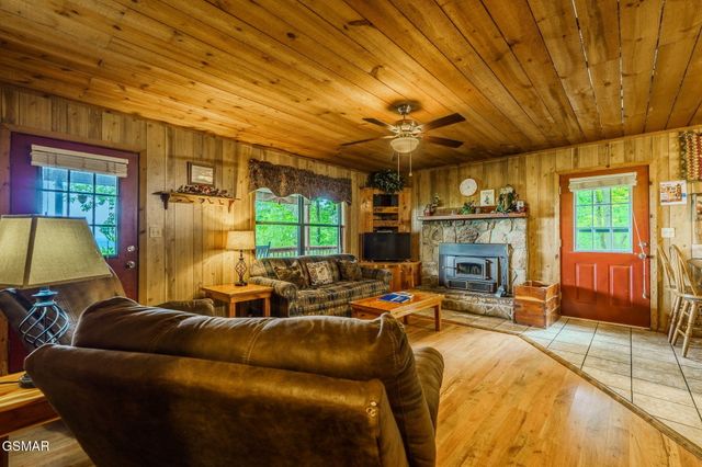 3476 Bear Mountain Lane, Sevierville, TN 37876