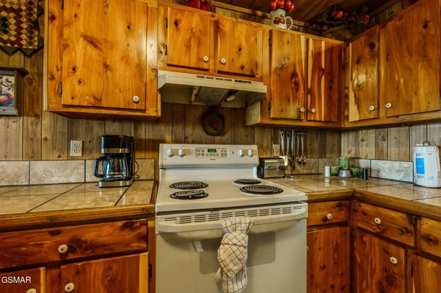 3476 Bear Mountain Lane, Sevierville, TN 37876