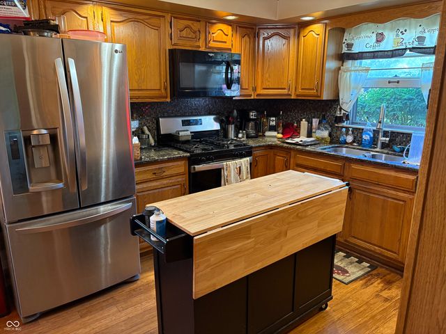 30 Gilbert Avenue, Beech Grove, IN 46107