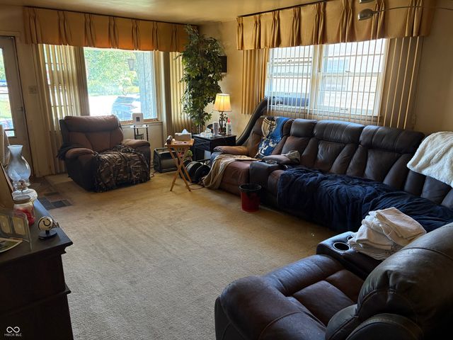 30 Gilbert Avenue, Beech Grove, IN 46107