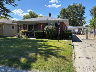 30 Gilbert Avenue, Beech Grove, IN 46107